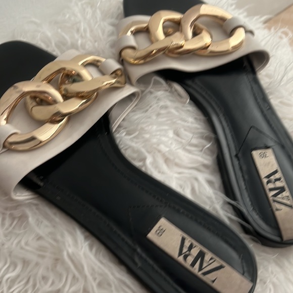 Zara Chain Trim Low Heeled Sandals - Picture 3 of 5